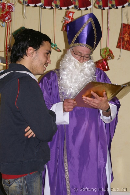 22_Nikolaus.JPG - ... doch wenn der Nikolaus erst Mal da war, ist Weihnachten nicht fern und das neue Jahr steht vor der Tür. ...