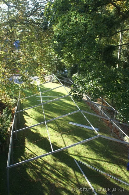 Fest01.jpg - Die Vorbereitungen für das Fest beginnen