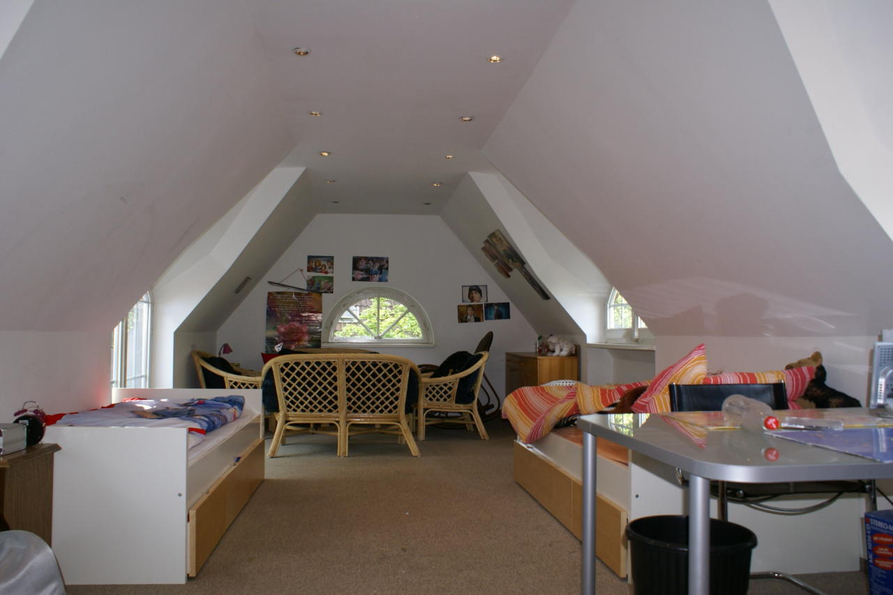 Dachwohnung